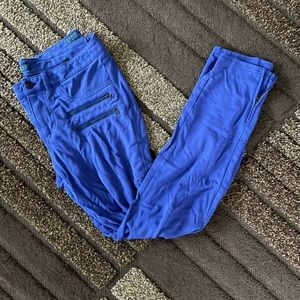 Guess blue jeans size 30